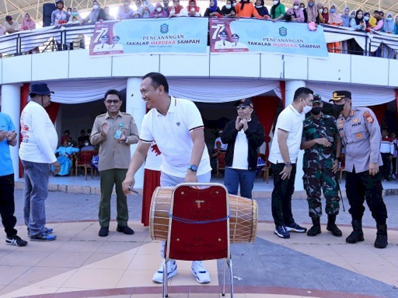 Semarakkan Hari Kemerdekaan, Bupati Canangkan Takalar Merdeka Sampah