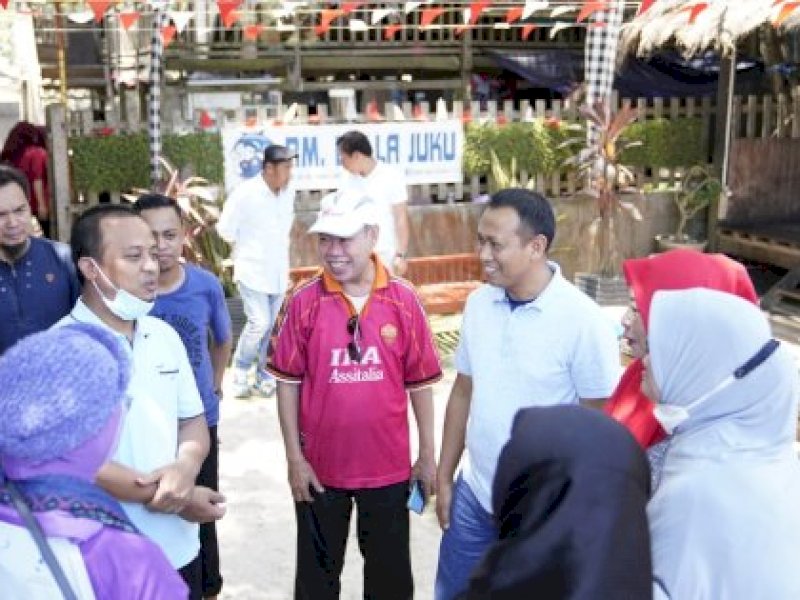 Pemprov Sulsel Beri Bantuan Rp15 M untuk Pembangunan Tanggul Abrasi di Takalar