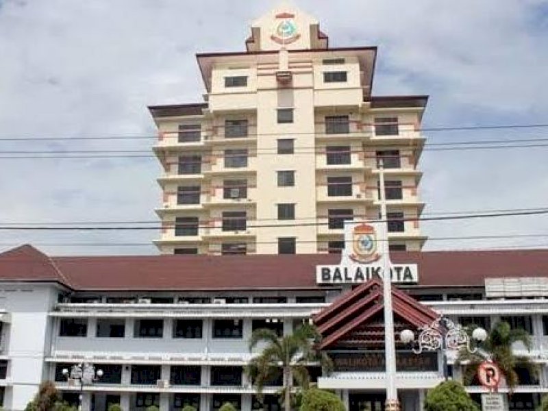 Kantor Balaikota Makassar, Jalan Ahmad Yani, Makassar. 