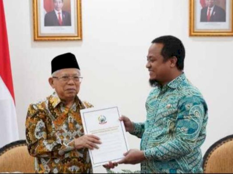 Wapres RI KH Ma'ruf Amin dan Plt Gubernur Sulsel Andi Sudirman Sulaiman.