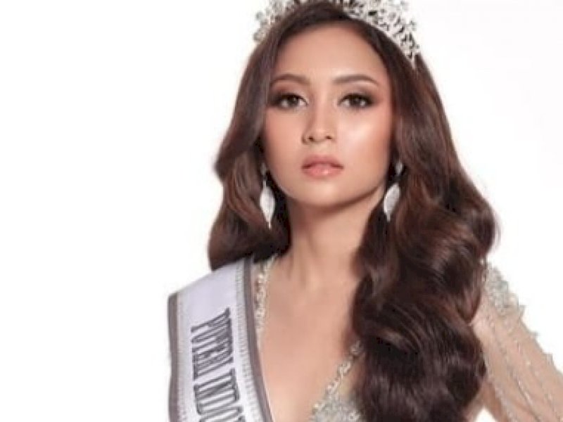 Dini Nur Fitri Finalis Puteri Indonesia 2022 Wakil Sulsel.