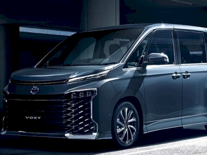 Toyota Voxy generasi terbaru. (Int)