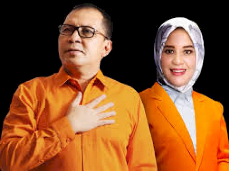 Danny Pomanto-Fatmawati Rusdi. 