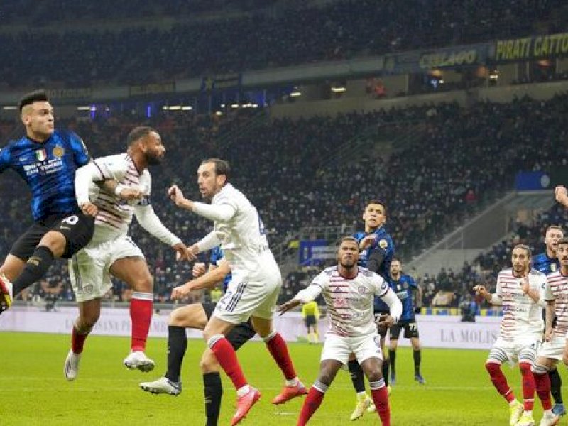 Inter Milan melibas Cagliari 4 gol tanpa balas, dini hari tadi.