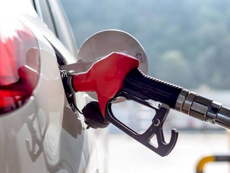 BBM akan Naik, Mobil tak Boleh Lagi Pakai Pertalite