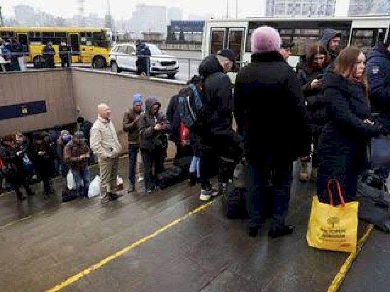 Gelombang pengungsi di Ukraina terus bertambah. (int) 