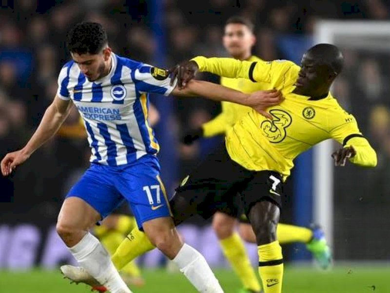 Tuan rumah Brighton memaksa Chelsea bermain imbang 1-1 dini hari tadi. (int)