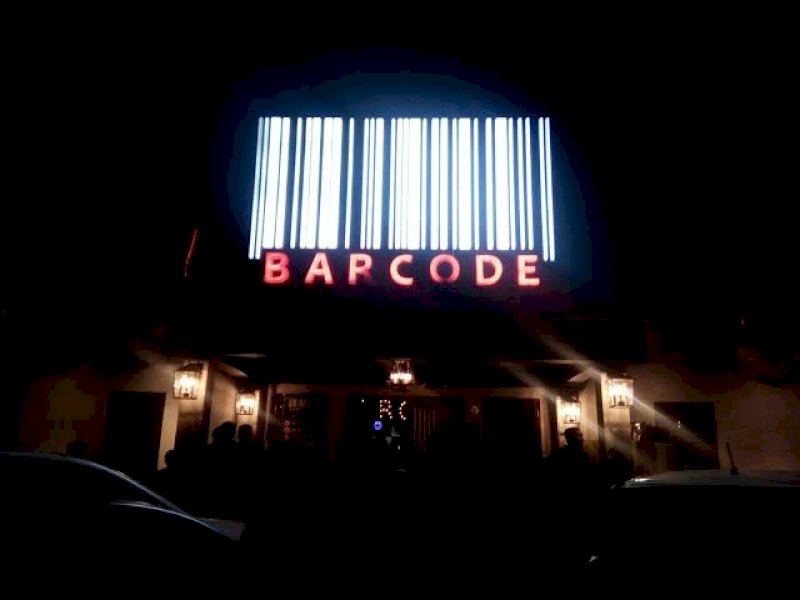 Barcode Makassar terancam disegel lantaran pelanggaran PPKM.