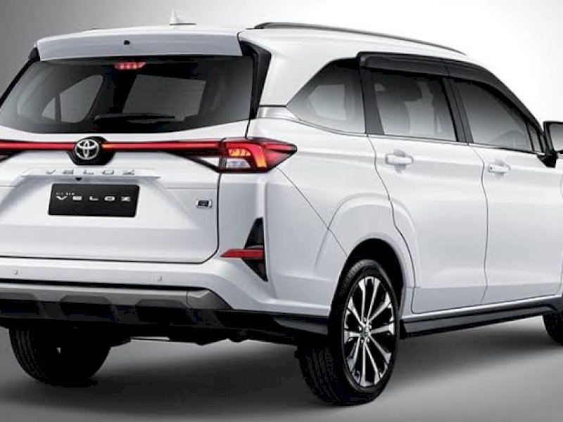 Toyota Veloz yang mencatat penjualan fantastis sejak cerai dari Avanza. (int)