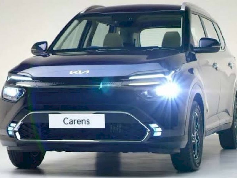 Kia Carens yang kini bakal menjadi mobil MPV yang cukup diminati. (int)