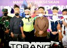 Berpakaian Adat, Warga KKSS Papua Sambut Plt Gubernur Sulsel