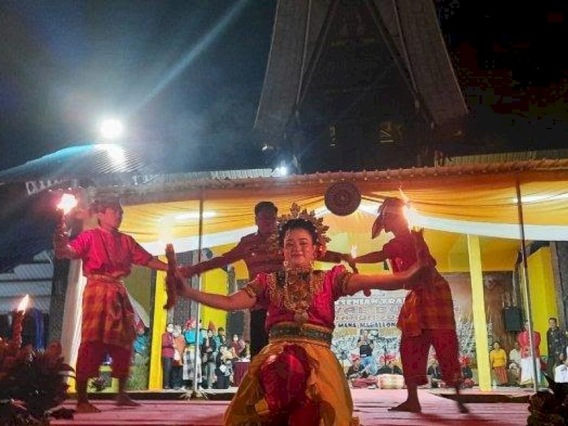 Disbud Makassar Ramaikan Festival Budaya Mana&rsquo; Maballona Toraya di Tana Toraja
