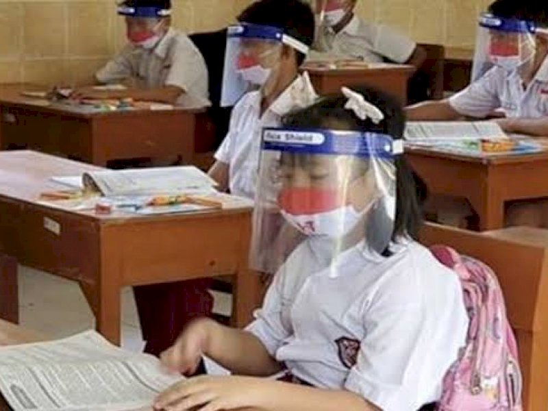 PTM di Sulsel belum berencana dihentikan meski kasus Corona sedang melonjak. (ilustrasi/int)