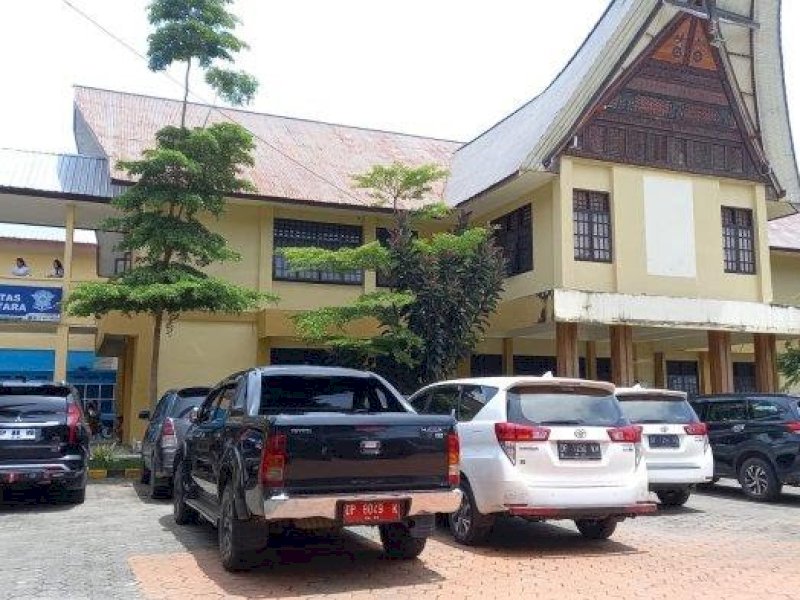 Gedung DPRD Toraja Utara. 