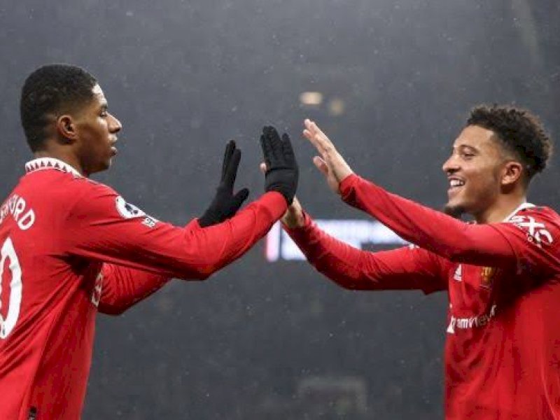 Liverpool-MU Saling Sikut Menuju Akhir Musim, Ten Hag tak Panik