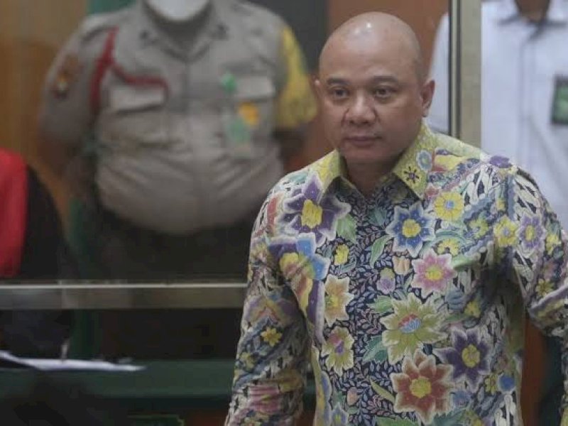 Irjen Teddy Minahasa menjalani sidang dalam kasus narkoba.