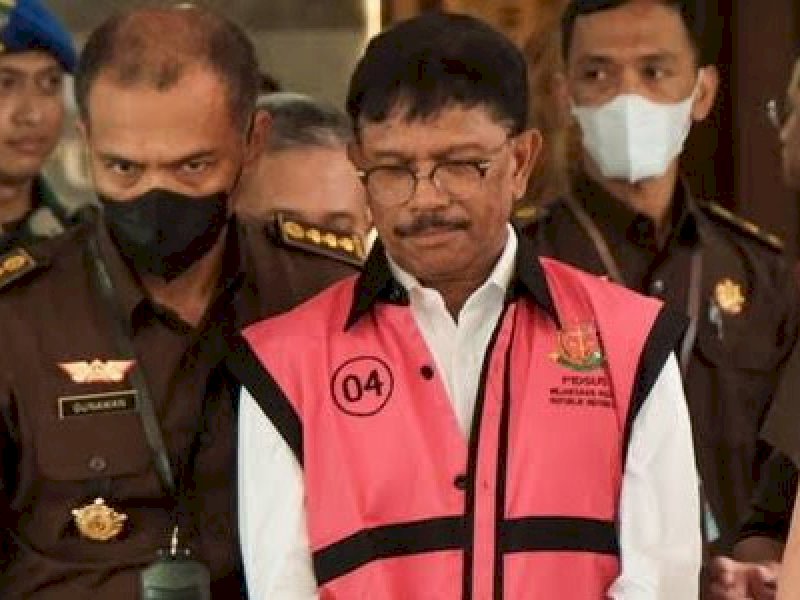 Johnny G Plate ditetapkan tersangka dan ditahan. (Int) 