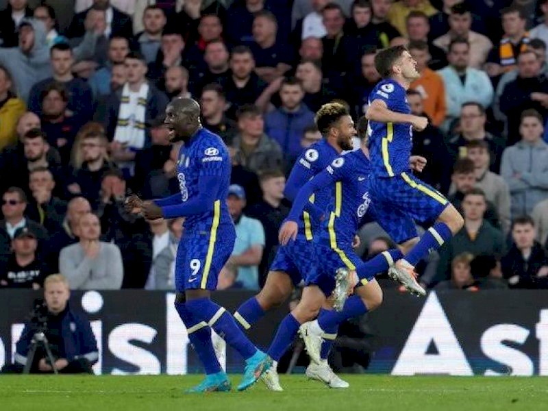 Chelsea kini resmi diakuisisi dan siap bergerak di bursa transfer musim depan. (int) 