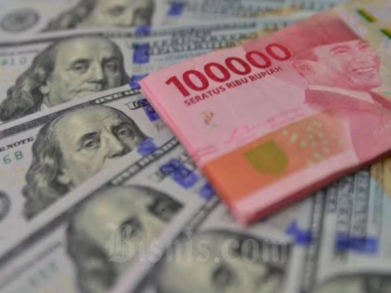 Rupiah Bisa Terjun Bebas, Hari ini Sentuh Rp15.100/Dolar AS