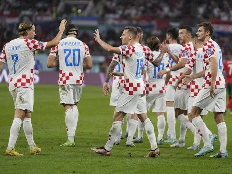 Timnas Kroasia merayakan kemenangan usai mengalahkan Maroko. (int)