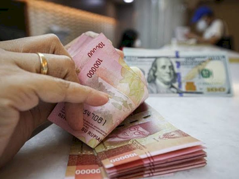 Dolar Menguat Hari ini, Rupiah Keok ke Rp15.174