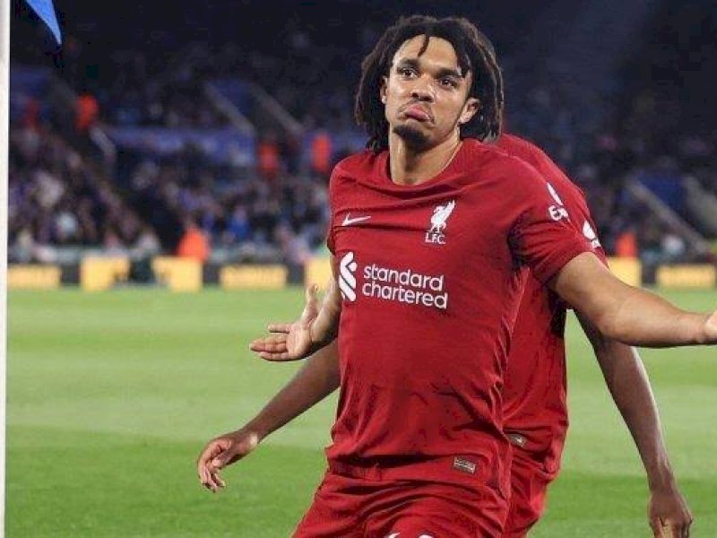 LIGA INGGRIS: Hantam Leicester 3-0, Liverpool Dekati 4 Besar