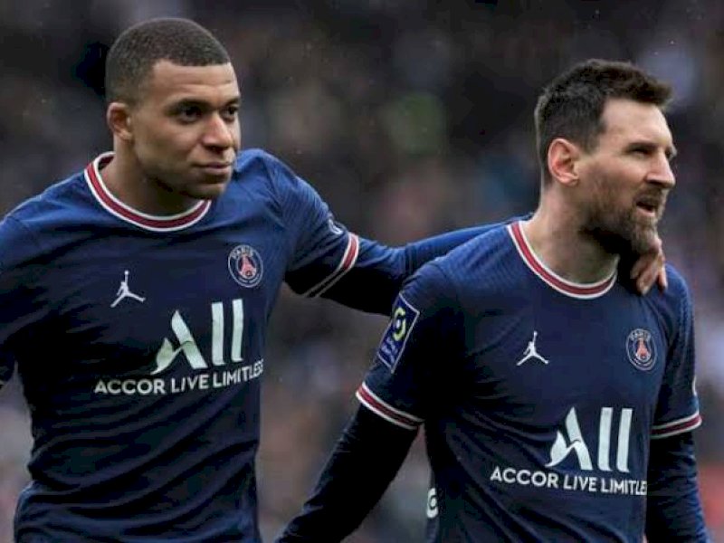 Lionel Messi dan Kylian Mbappe (int) 