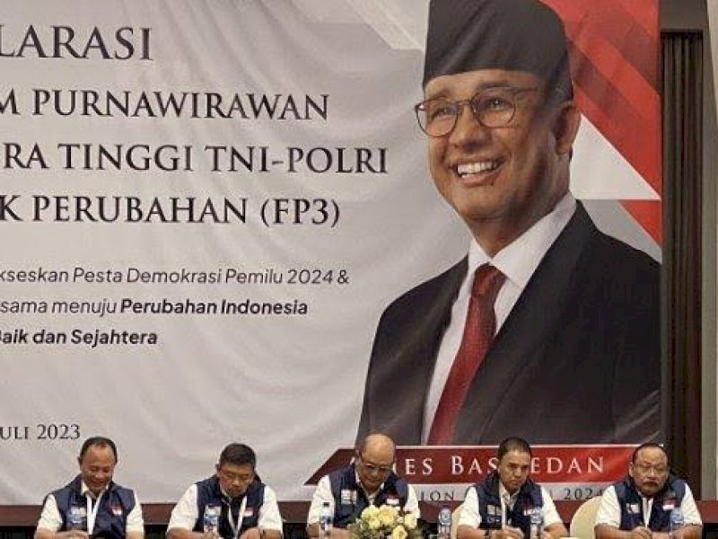Ratusan purnawirawan TNI dan Polri mendeklarasikan dukungan kepada Anies Baswedan sebagai capres 2024.