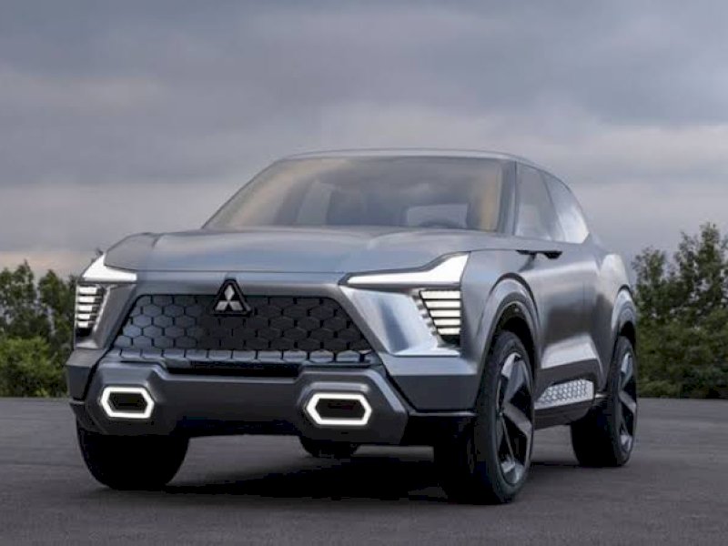 The New SUV Mitsubishi. (int) 