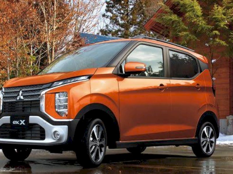 Mitsubishi Motors juga akan memamerkan eK X EV, sebuah mobil kei full listrik.