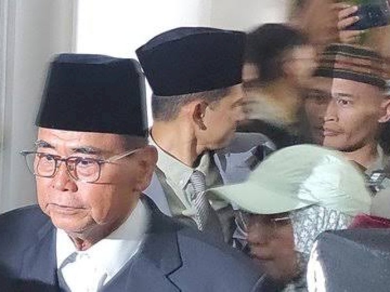 Panji Gumilang (int) 
