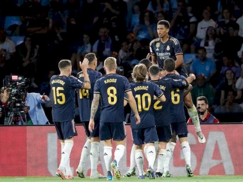Pemain Real Madrid merayakan gol ke gawang Celta Vigo. (int) 