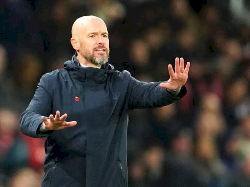 Erik ten Hag (int) 
