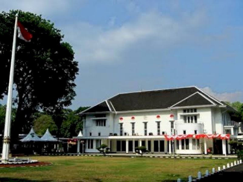 Rumah jabatan gubernur Sulsel. 