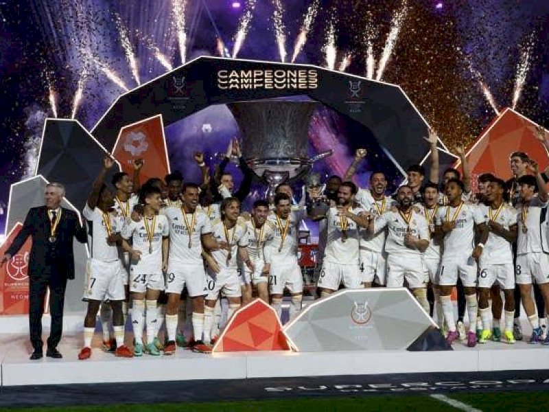 Real Madrid menjadi juara Piala Super Spanyol. (int) 