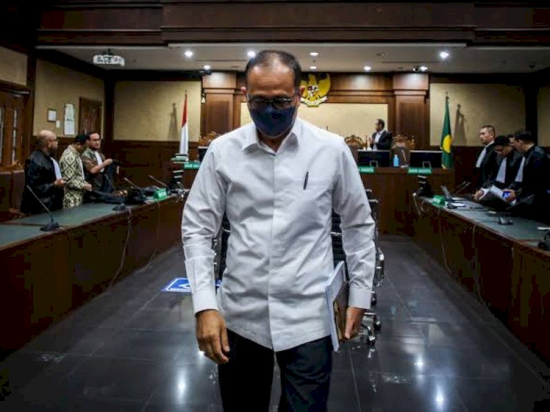 Rafael Alun saat  menjalani sidang. (int) 