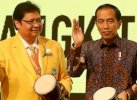 Menguat Wacana Jokowi Ketum Golkar, Paulus: Kader Ingin Tetap Airlangga 