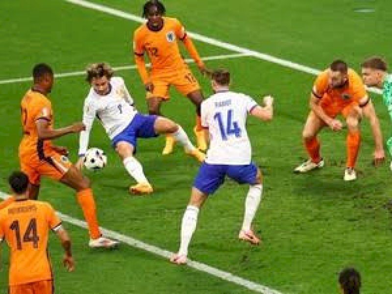 Laga Belanda vs Prancis yang berakhir imbang 0-0. (int) 