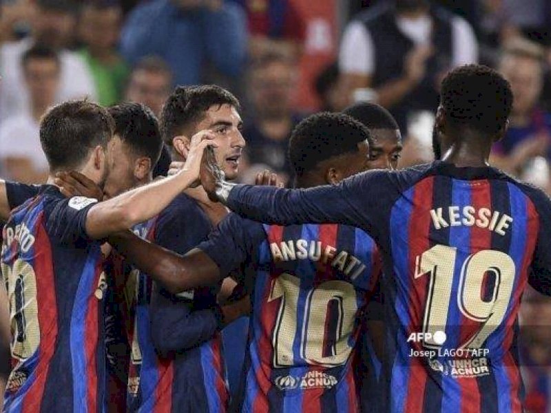 Pemain Barcelona merayakan gol usai membobol gawang Bilbao.(int)