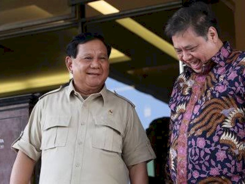 Prabowo Subianto dan Airlangga Hartarto bertemu 4 mata. 