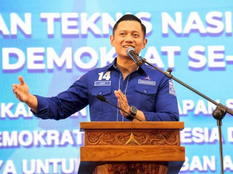 Agus Harimurti Yudhoyono (AHY) (int) 
