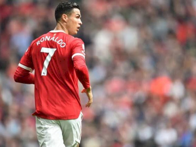 Cristiano Ronaldo. (int) 