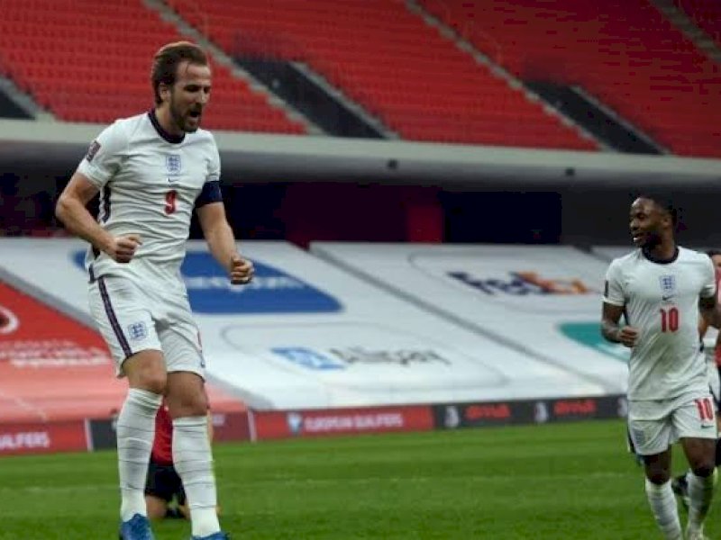 Harry Kane memborong 3 gol untuk membantu Inggris melibas Albania 5-0.
