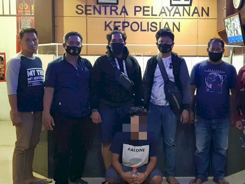 Pelaku Curanmor di Makassar saat diringkus polisi. 