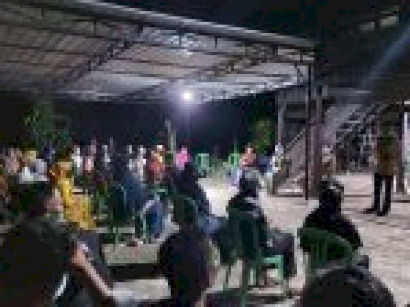 Silaturahmi Mantan Bupati Lutra Arjuna bersama Indah Putri Indriani. 