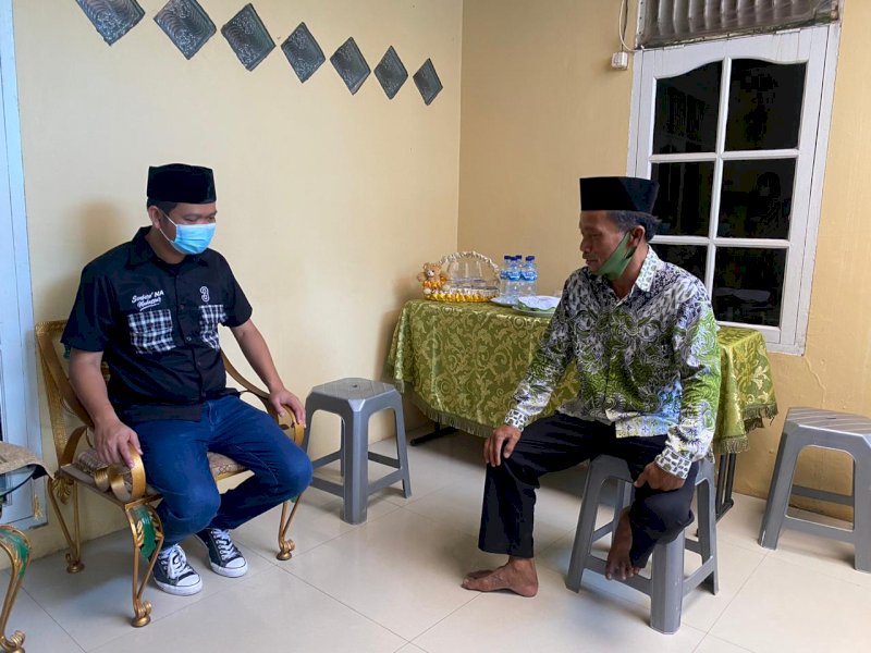 Fadli Ananda saat silaturahmi dengan warga Baji Mappasunggu. 