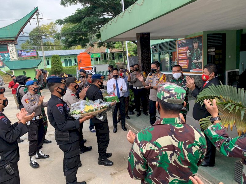 Perayaan HUT TNI ke-75 di Rantepao