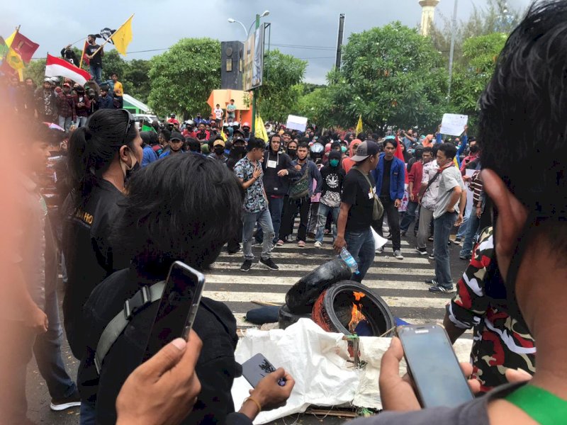 Aksi Unjuk Rasa penolakan Omnibus Law UU Cipta Kerja di Bulukumba