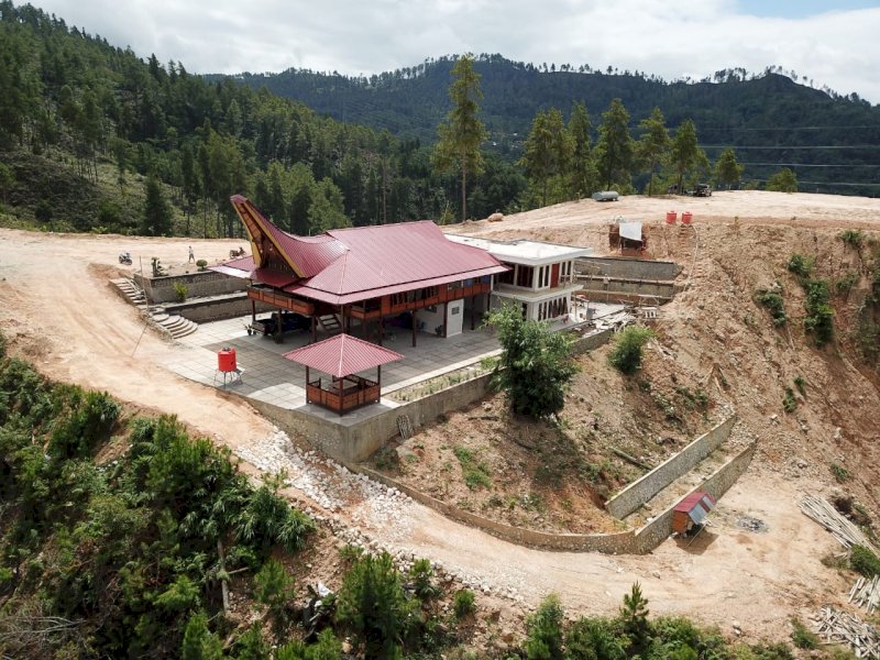 Villa Wabup Tator Victor Datuan Batara di Buntu Kurin