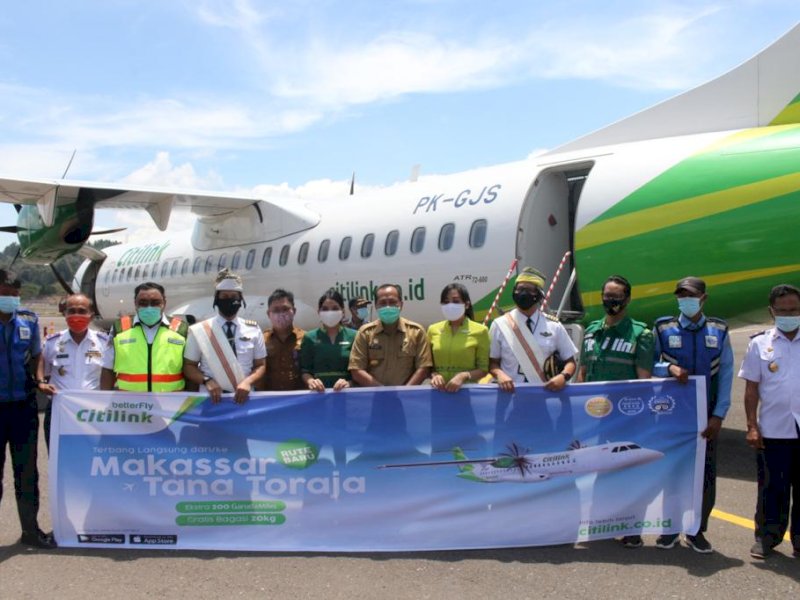 Penerbangan Citilink di Bandara Toraja. 